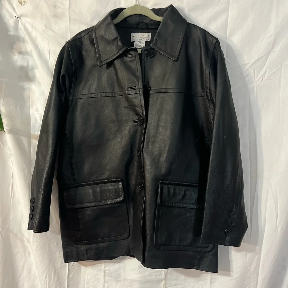 Real‎ Comfort Leather Coat with front pockets. men’s